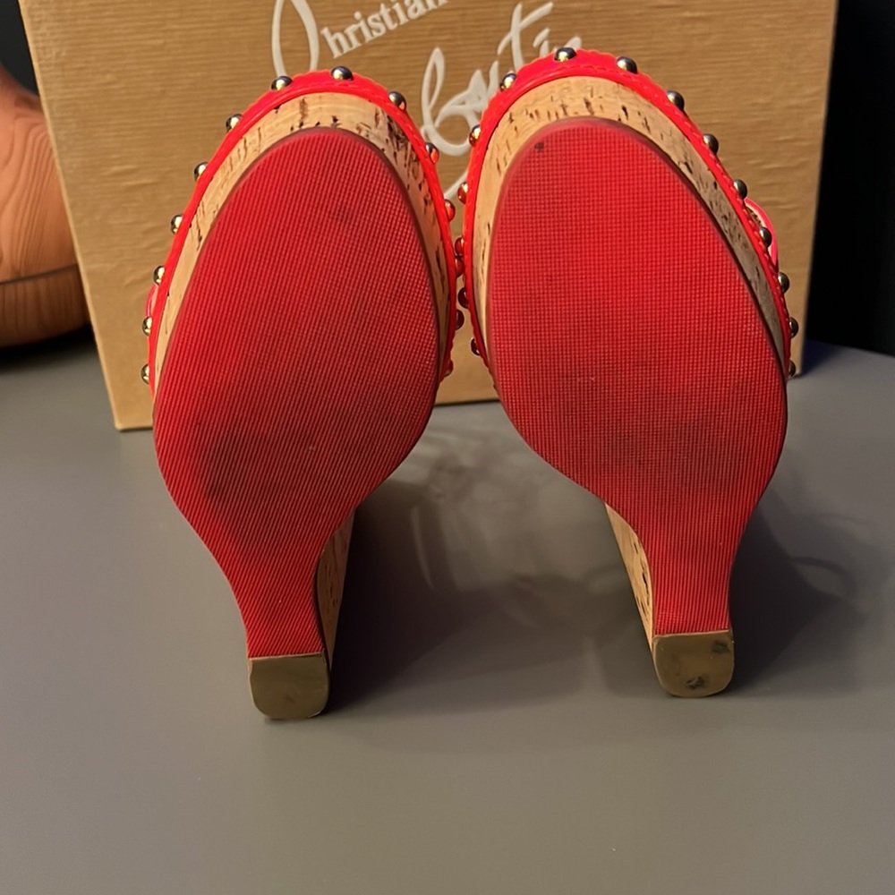 Christian Louboutin wedges - Picture 7 of 8